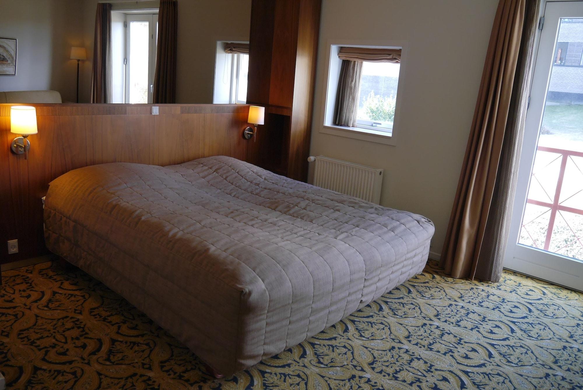 Montra Parkhotel Hotel