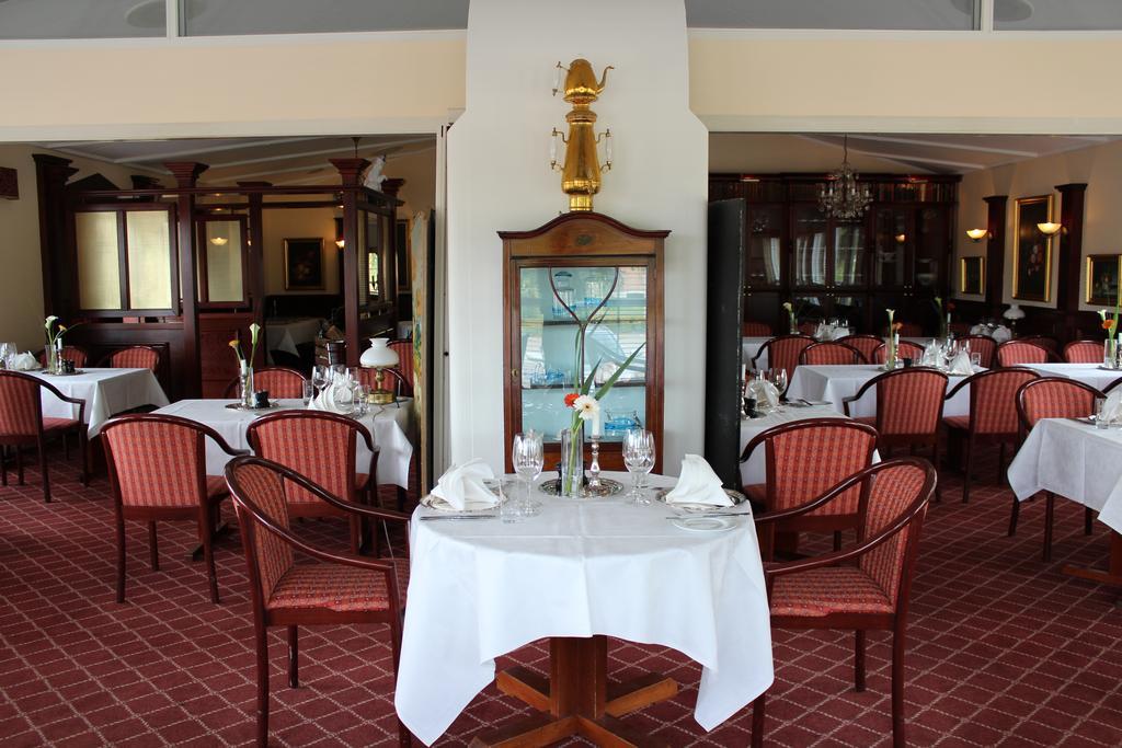 Montra Parkhotel Hotel
