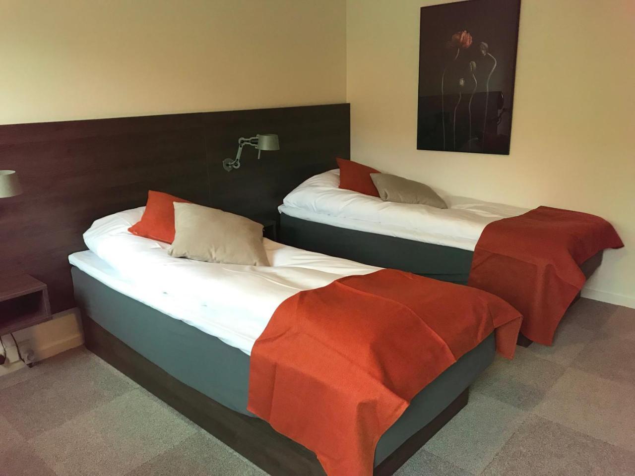 Montra Parkhotel Hotel